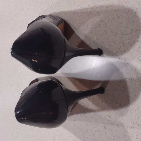 Kate Spade Black Patent Leather Peep Toe Heels Size 10 Medium - Picture 7 of 14
